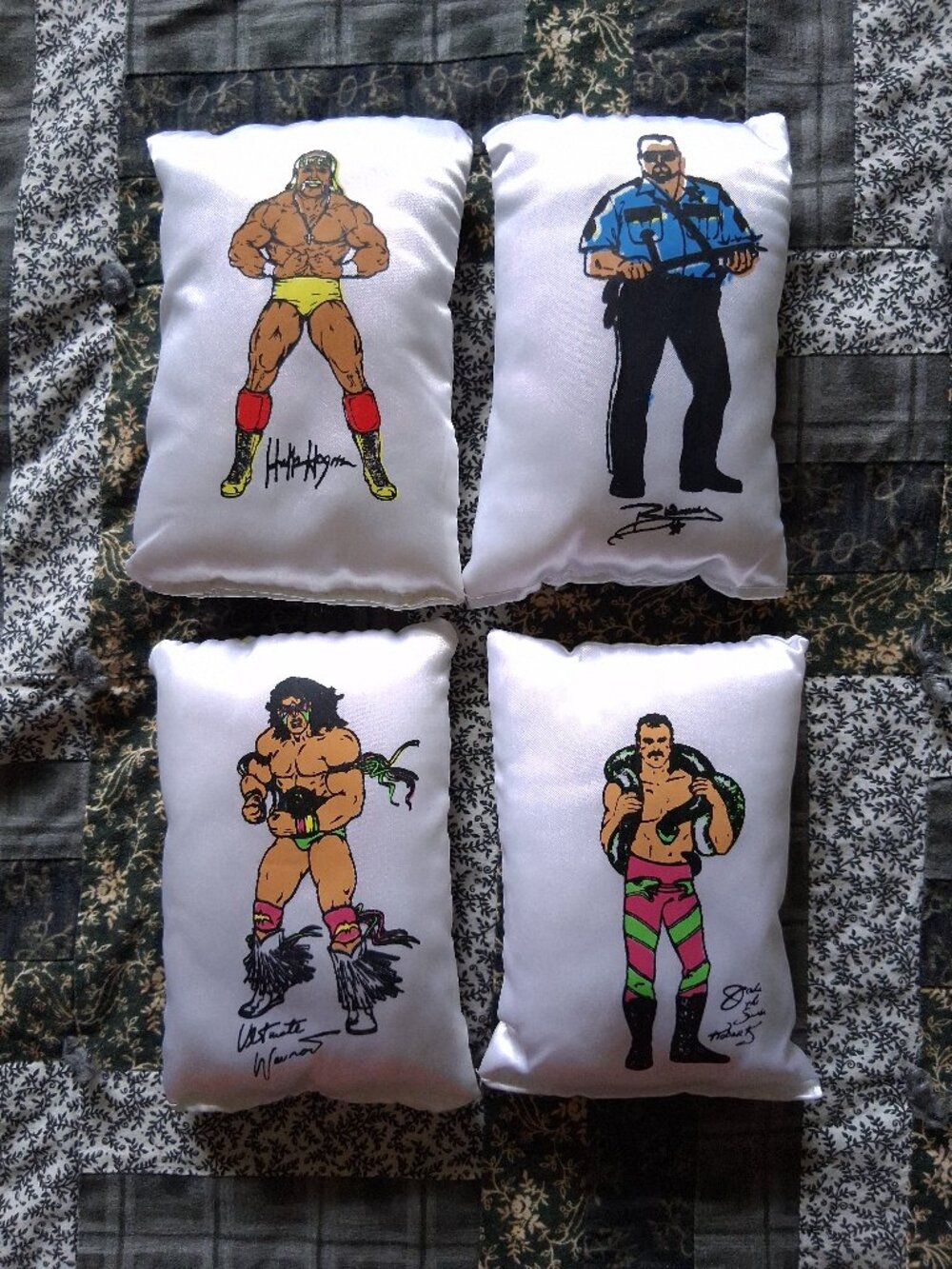 Set of 4 VTG 1991 Ace Novelty WWF Wrestling 6" Mini Pillows Ultimate Warrior
